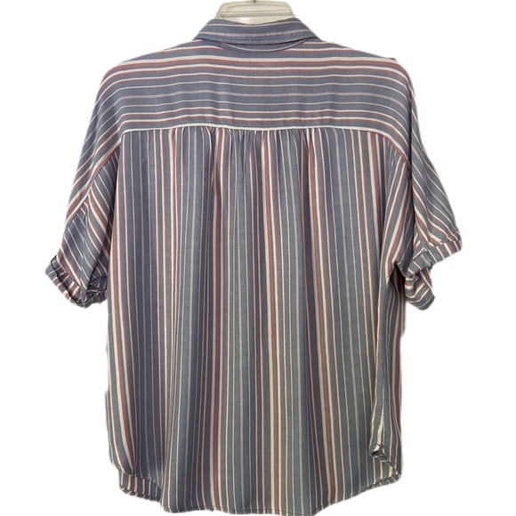 Universal Thread Button Down Short Sleeve Striped Shirt Size Large - Picture 2 of 11